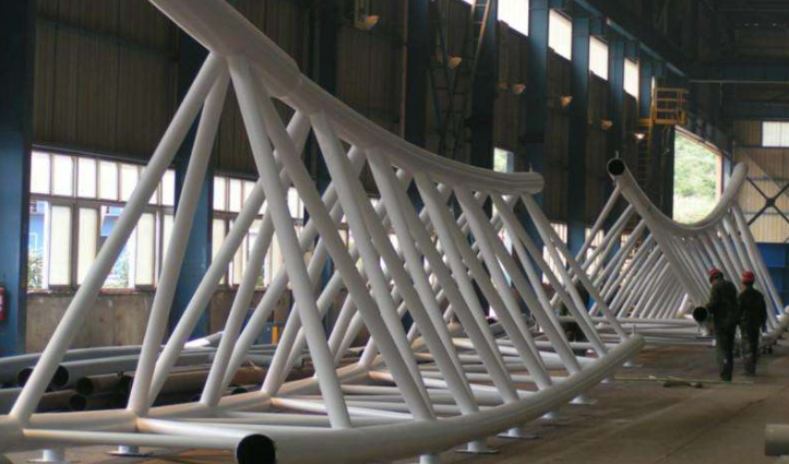 奎屯管廊钢结构与桁架结构的管道支架应该如何区分